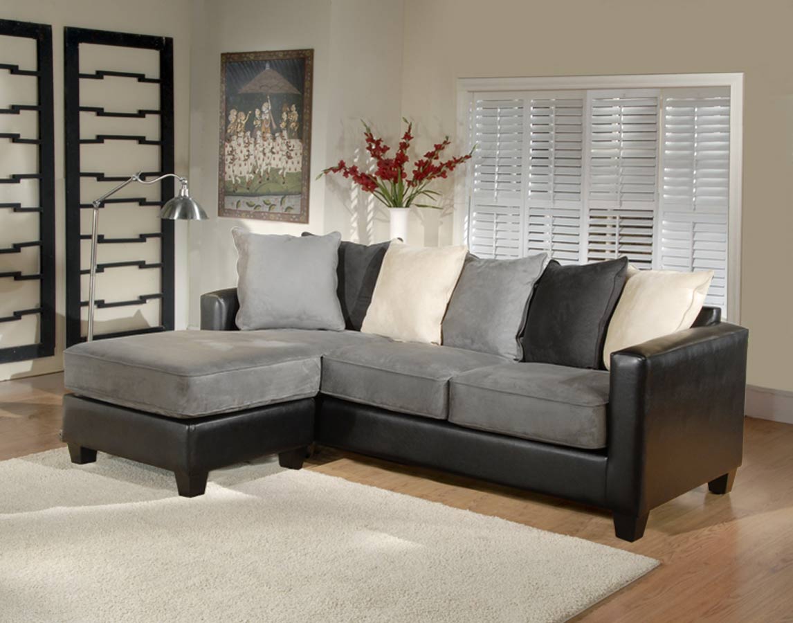 Seven Devils 7803 Oreo Sofa and Ottoman Sectional: 7803 Sectional